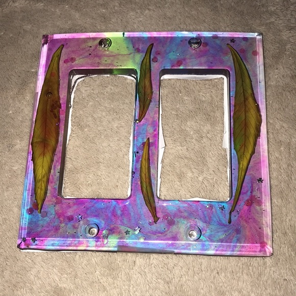 Custom epoxy 2 panel light switch plate multi colored with leaves by Me💕 - Picture 4 of 4
